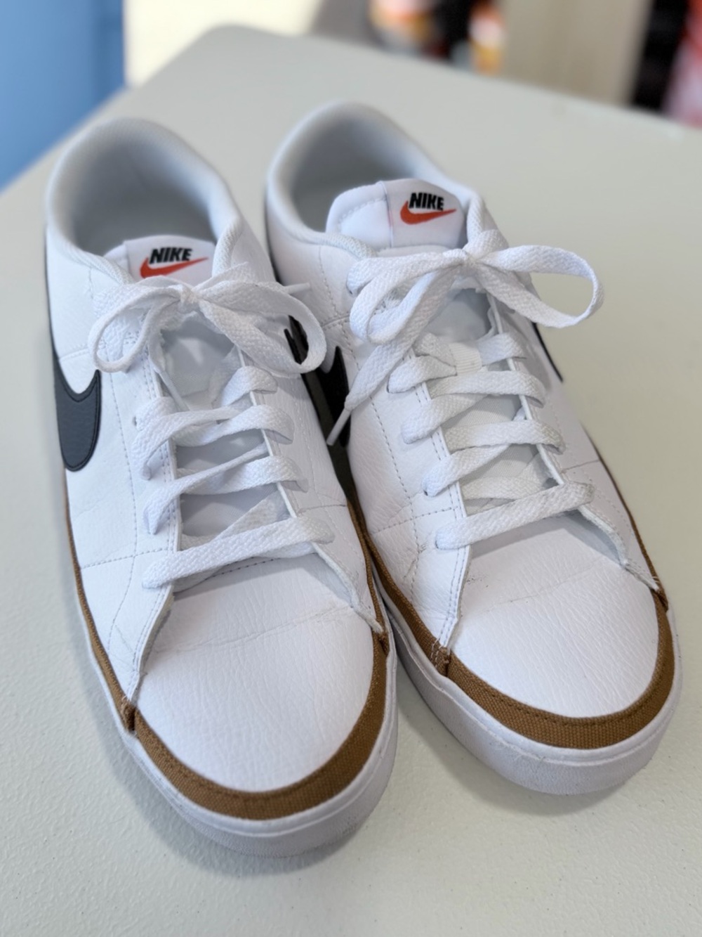 Nike Court Legacy Men’s Sneakers White Black Gum Sole Size 11